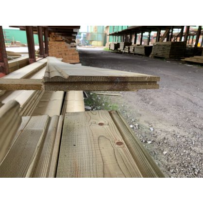 Planche de rive 170x28 mm Long. 4,80 m en sapin 