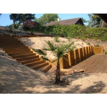 Retenue de terre en bois