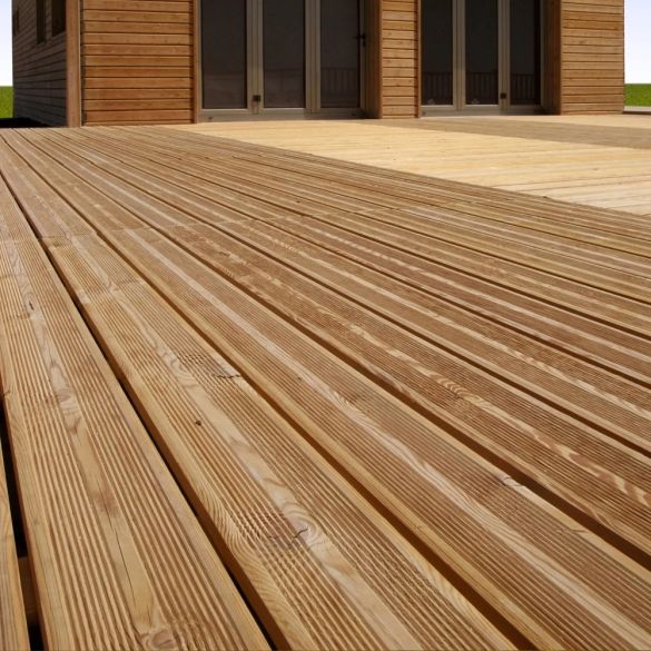 Lame terrasse pin du Nord strié Leni - L.5,10 m - 145x27 mm - Classe 4 marron