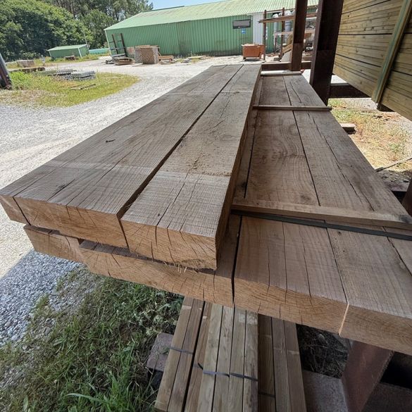 Traverse paysagère en chêne rouge 200x100 mm Long. 2,60 m