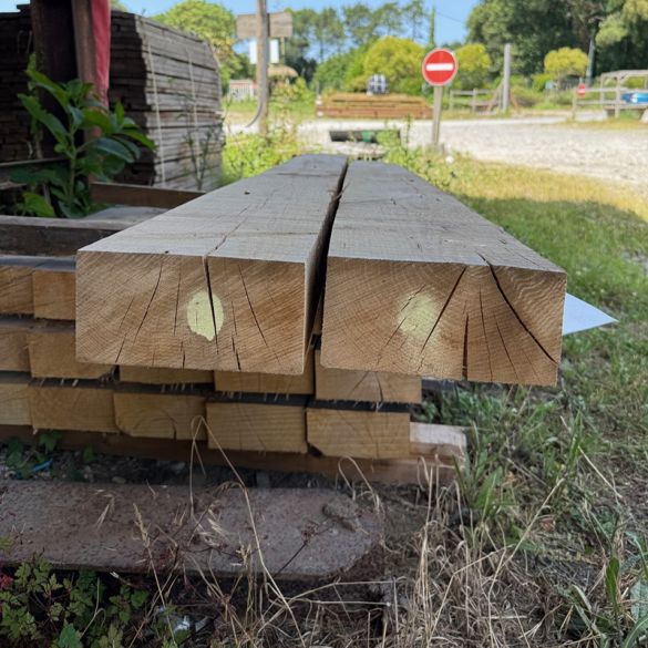 Traverse paysagère en chêne rouge 200x100 mm Long. 2,60 m