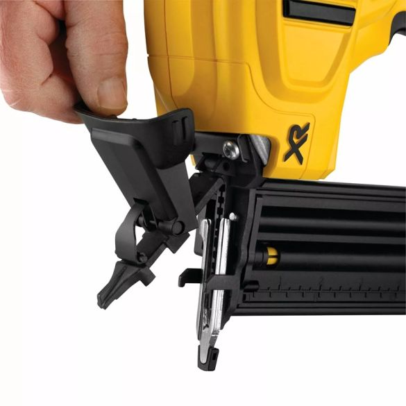 Cloueur de finition 18Ga XR 18V (sans batterie ni chargeur) + coffret T-STAK | DEWALT DCN680N-XJ