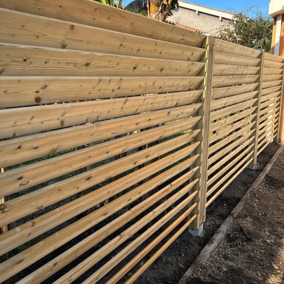 Lame de clôture bois persienne L. 1,94 m - 118x21 mm - en épicéa  traité Classe 3