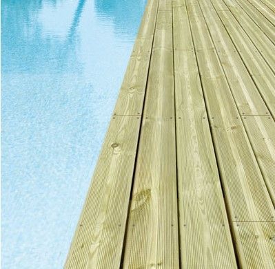 Terrasse en pin du nord strié 4,20m - 145x27 mm - Classe 4