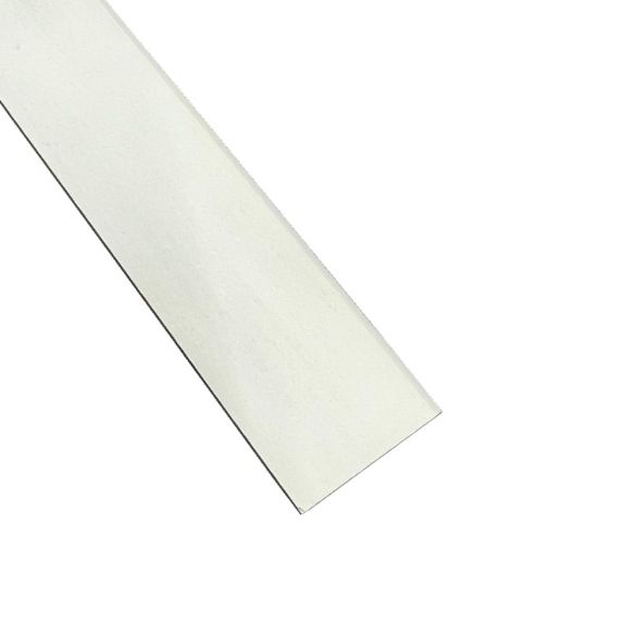 Plinthe bord arrondi en pin prépeint blanc 70x10mm L. 2,00 m