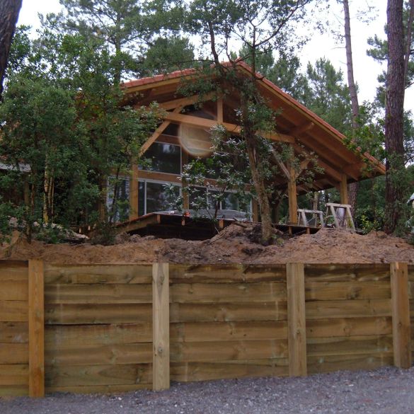 Planche pour mur de soutènement bois Ép. 27 mm - 240x9 cm en pin classe 4