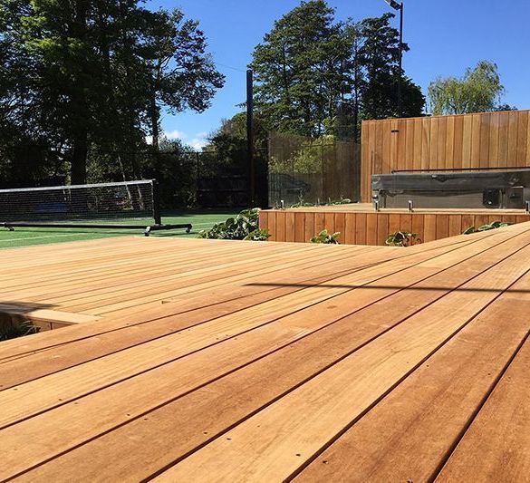 Bois de terrasse exotique GARAPA Long. 5,80 m - 145x21 mm - à visser