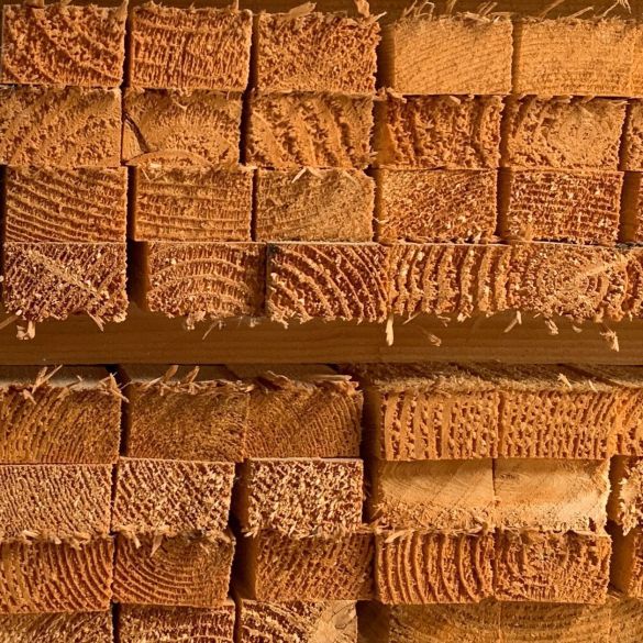 Liteau en Sapin/Epicéa 45x22 mm Long. 4,20m traité classe 2