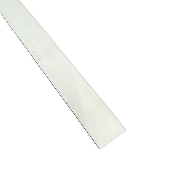 Plinthe bord arrondi en pin prépeint blanc 70x10mm L. 2,40 m