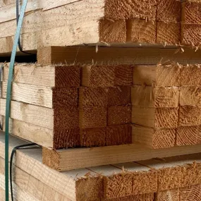 Liteau en Sapin/Epicéa 45x22 mm Long. 4,20m traité classe 2